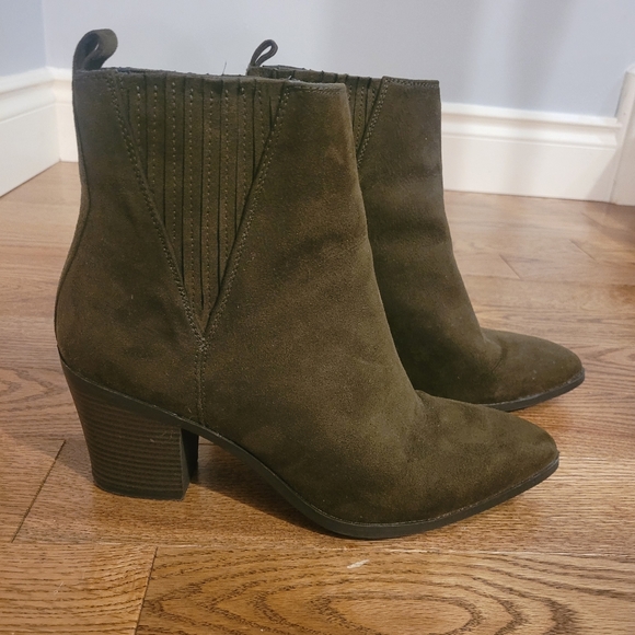 Esprit Green Suede Boots - Picture 3 of 7